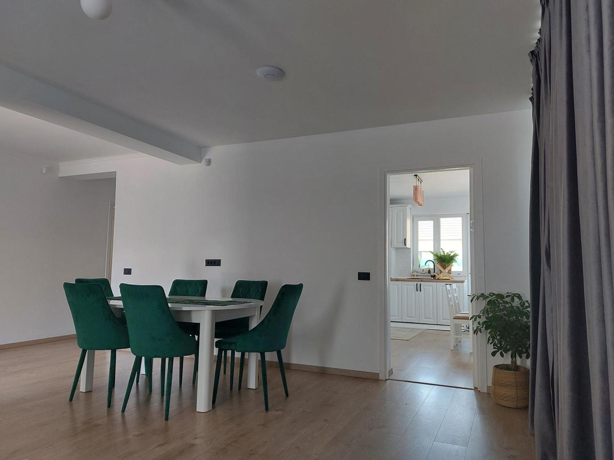 Casa Abiiani Hotel Oradea Buitenkant foto