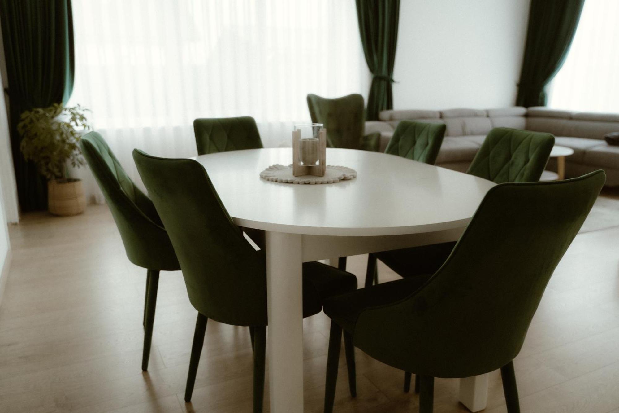 Casa Abiiani Hotel Oradea Buitenkant foto
