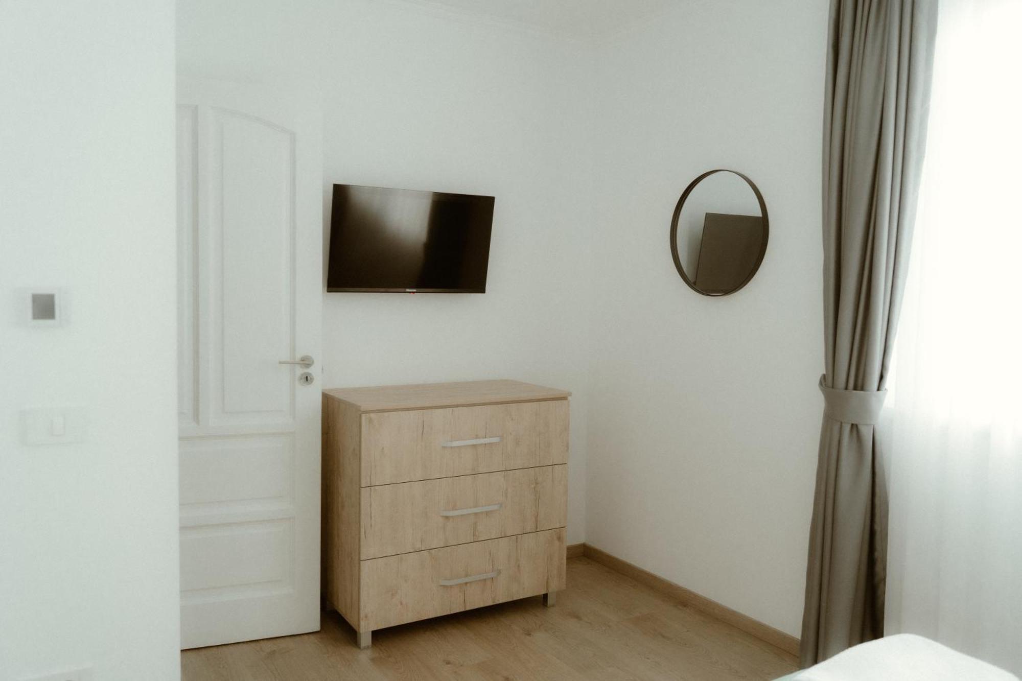 Casa Abiiani Hotel Oradea Buitenkant foto